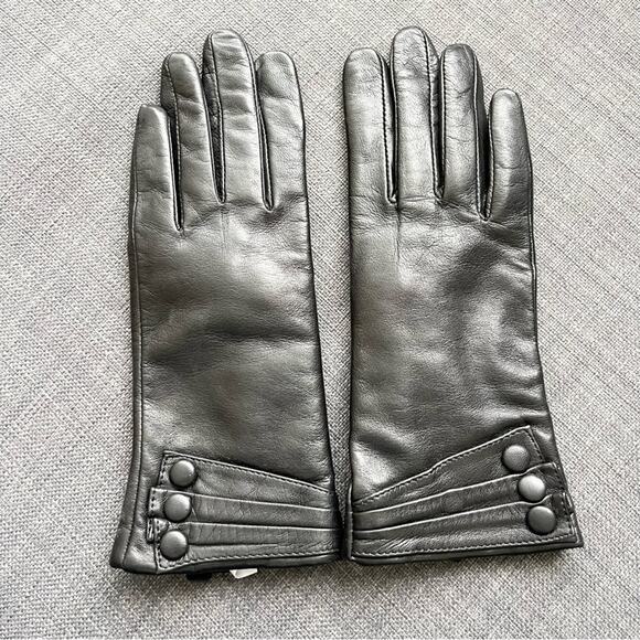 Warmen Woman’s Black Lambskin Leather Gloves with Button Detail and Cashmere - Picture 1 of 6
